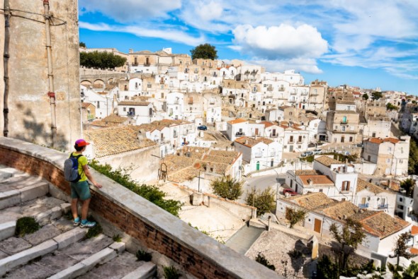 Vista urbana del centro y zonas comerciales de Granada